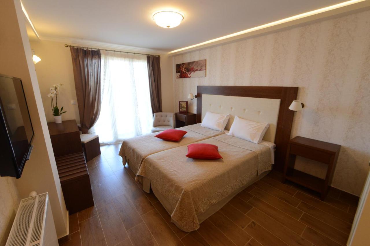 Villa Artemis Barbati Buitenkant foto